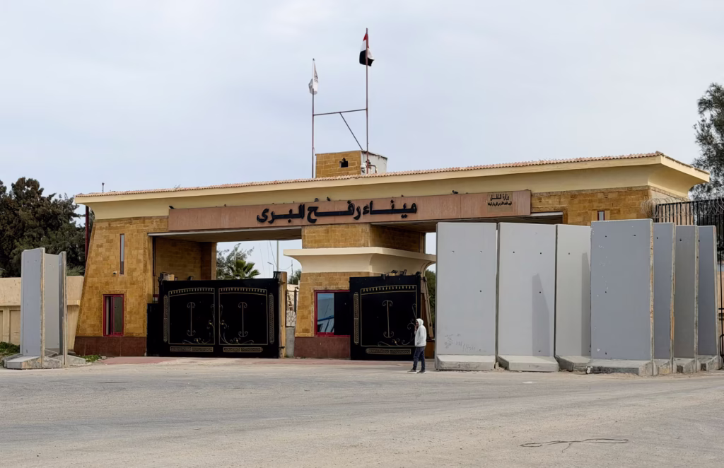 Israel Opens Main Gaza Egypt Border Crossing Again